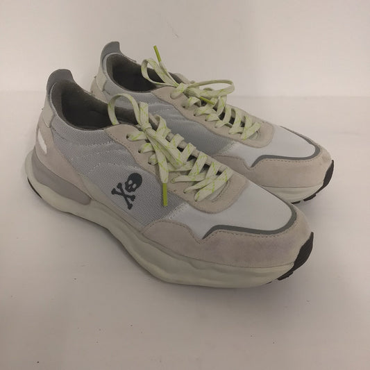 Scalpers Grey & White Trainers w/Green Laces Size 8 UK