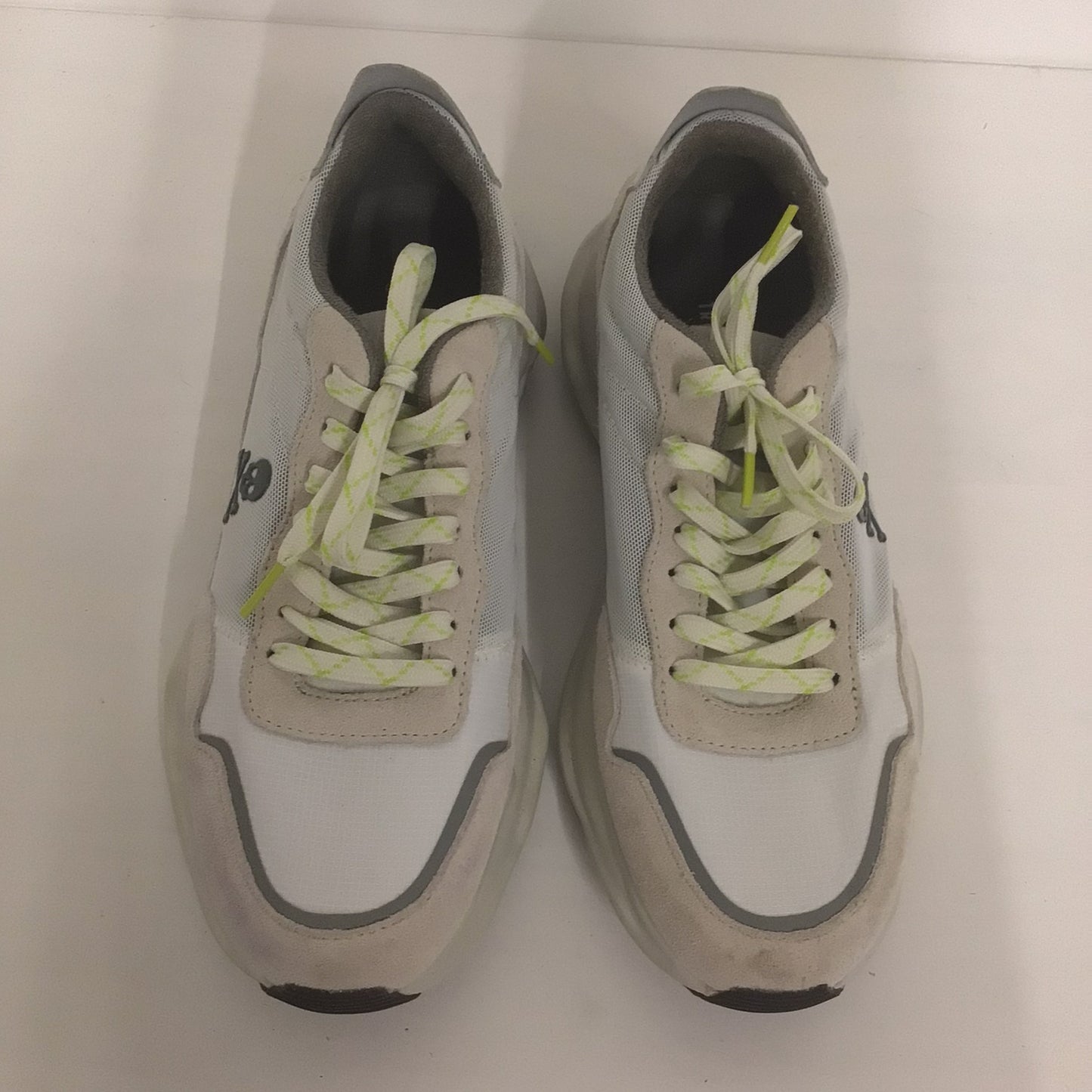 Scalpers Grey & White Trainers w/Green Laces Size 8 UK