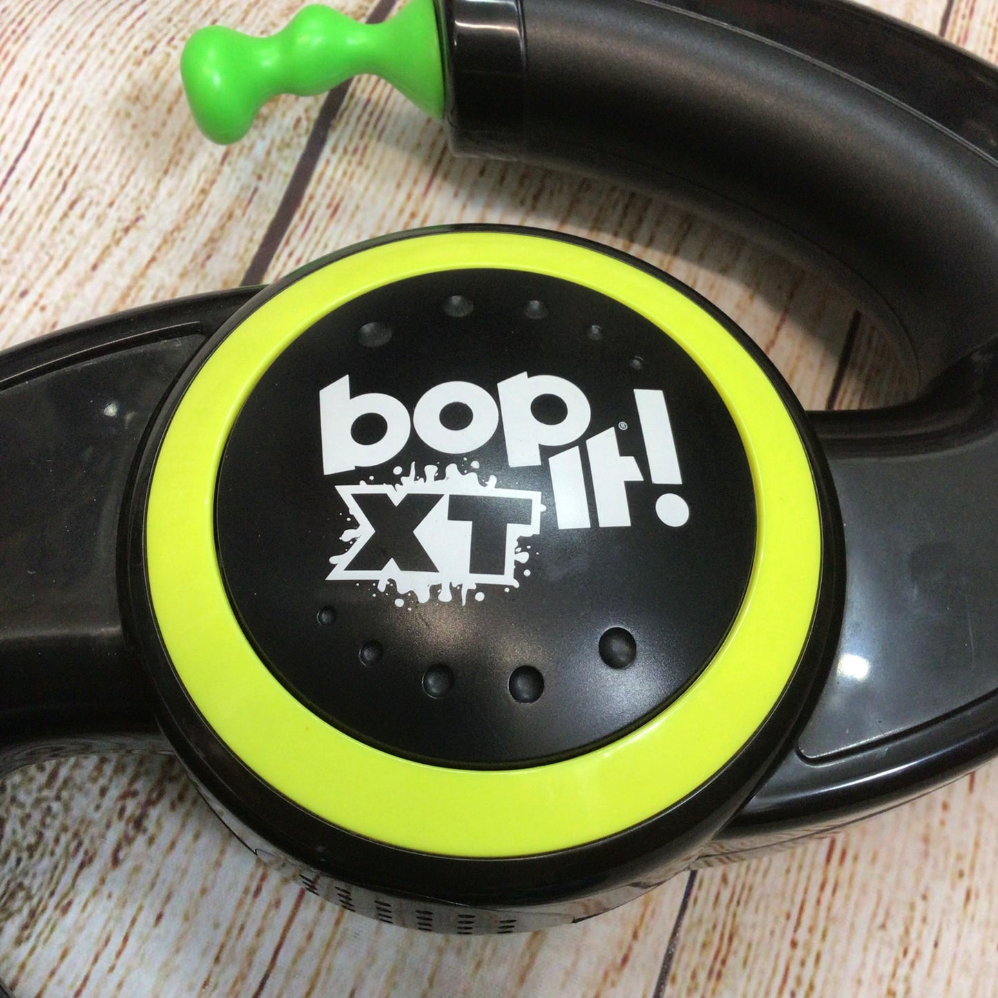 Bop It XT Game (2010) Hasbro, working, requires 3xAAA