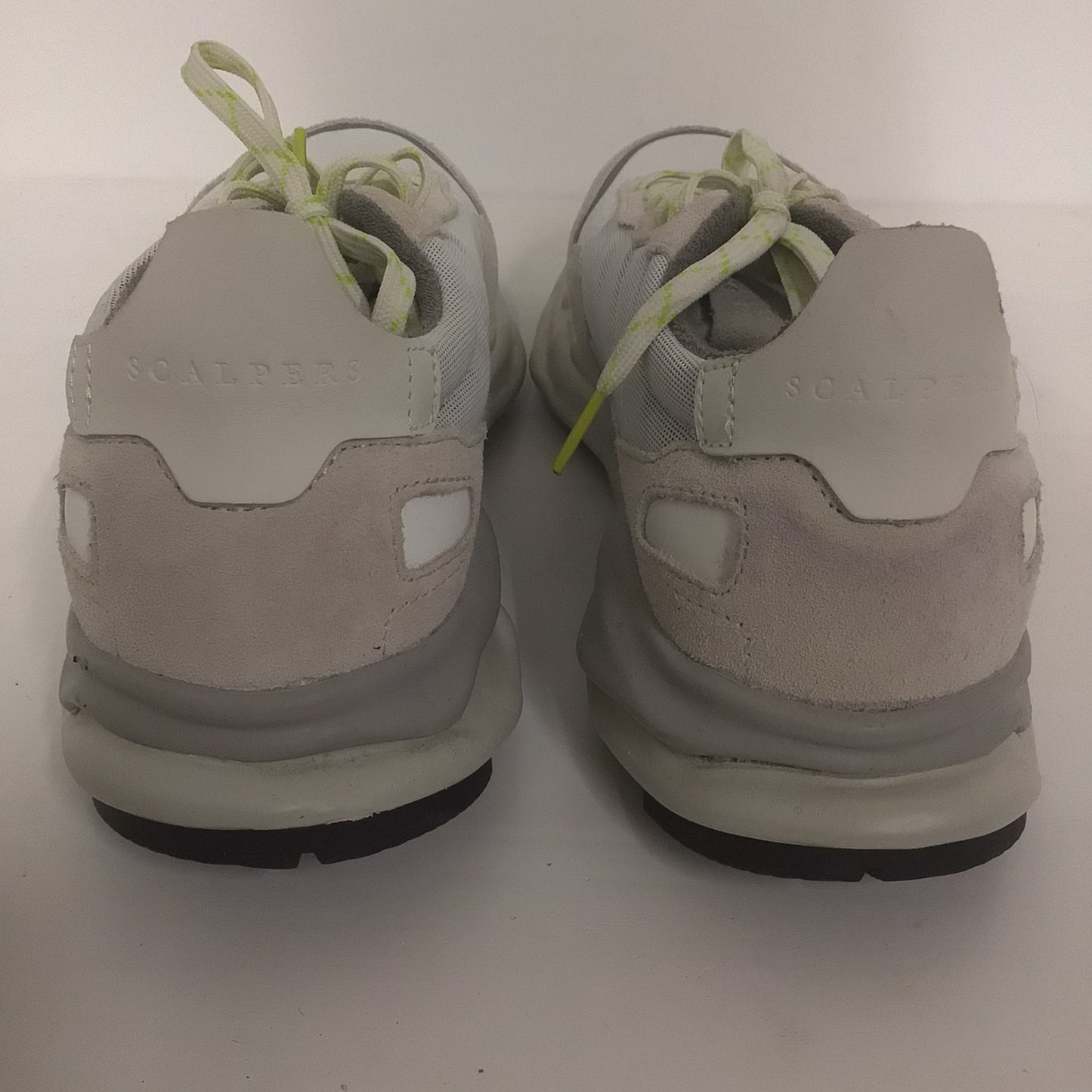 Scalpers Grey & White Trainers w/Green Laces Size 8 UK