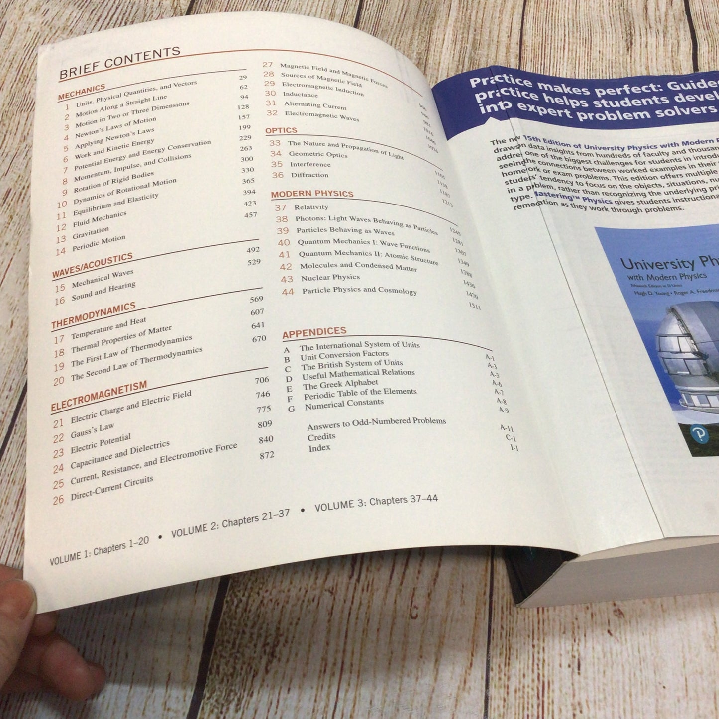 University Physics with Modern Physics (2020) 15th Edition 9781292314730