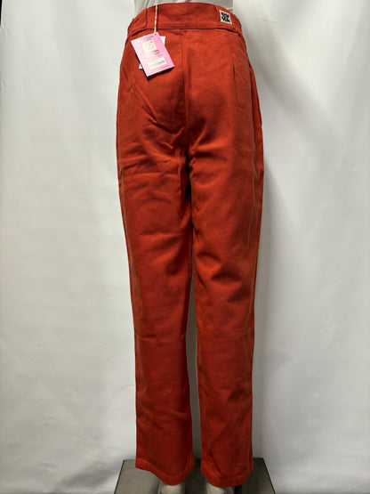 Lucy & Yak - Addison - Tapered Twill Trousers in Bossanova Red 26R