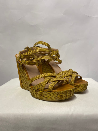 Stuart Weitzman Tan Wicker and Leather Encore Wedge Strappy Heels 6