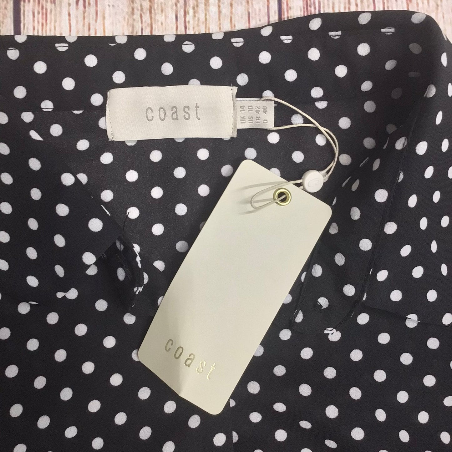 BNWT Coast Black & White Polka Dot Cap Sleeve Shirt Size 14