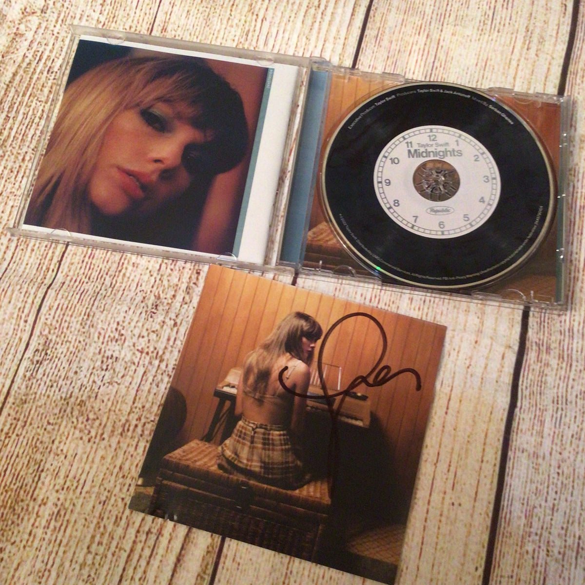 Taylor Swift - Midnights CD, Jade Green Edition w/Signed Insert 602445897186
