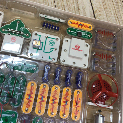 Elenco Snap Circuits Extreme 750, Model SC-750, 756619002958 (batteries incl)