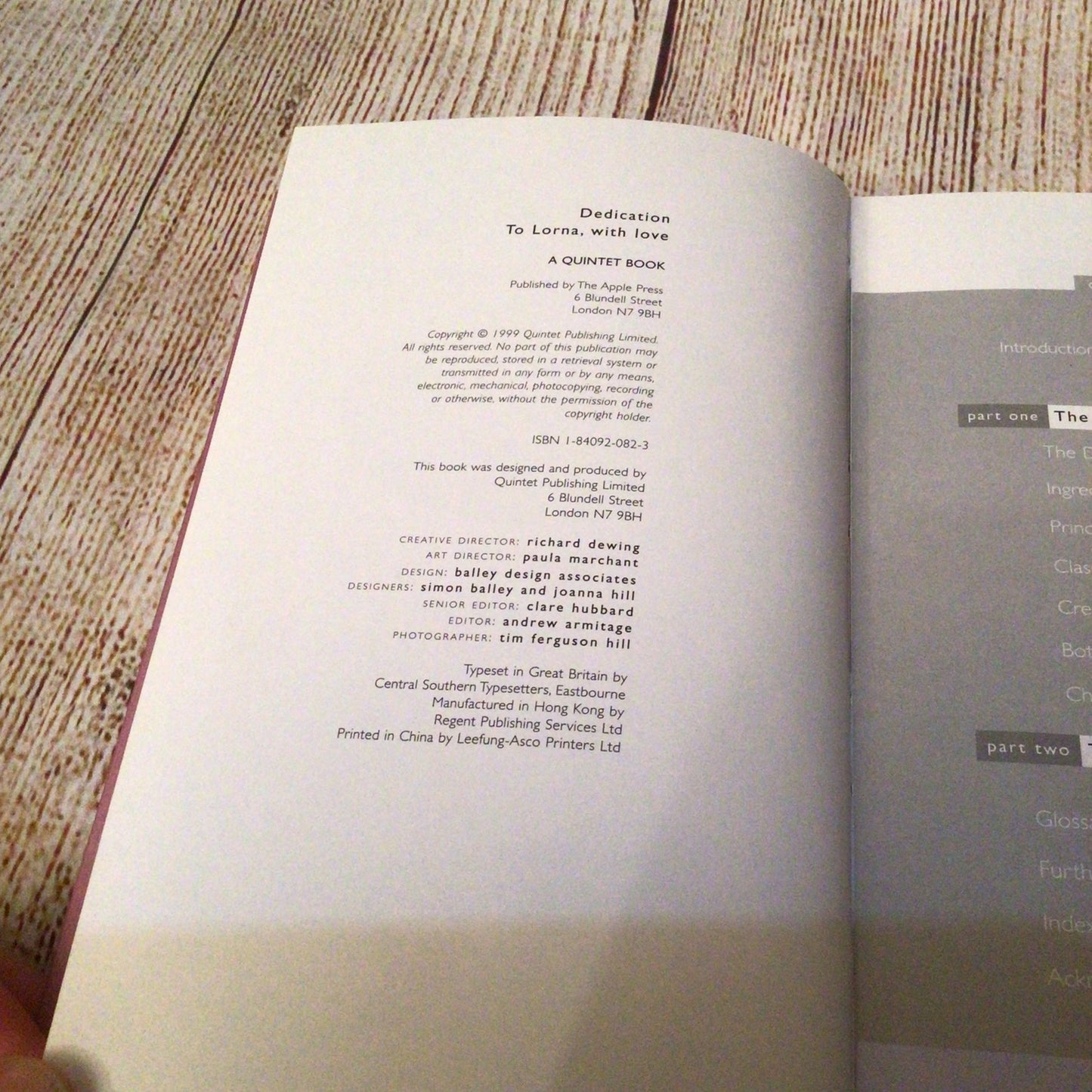 The Perfume Companion: A Connoisseur's Guide by Nigel Groom (1999) 1840920823