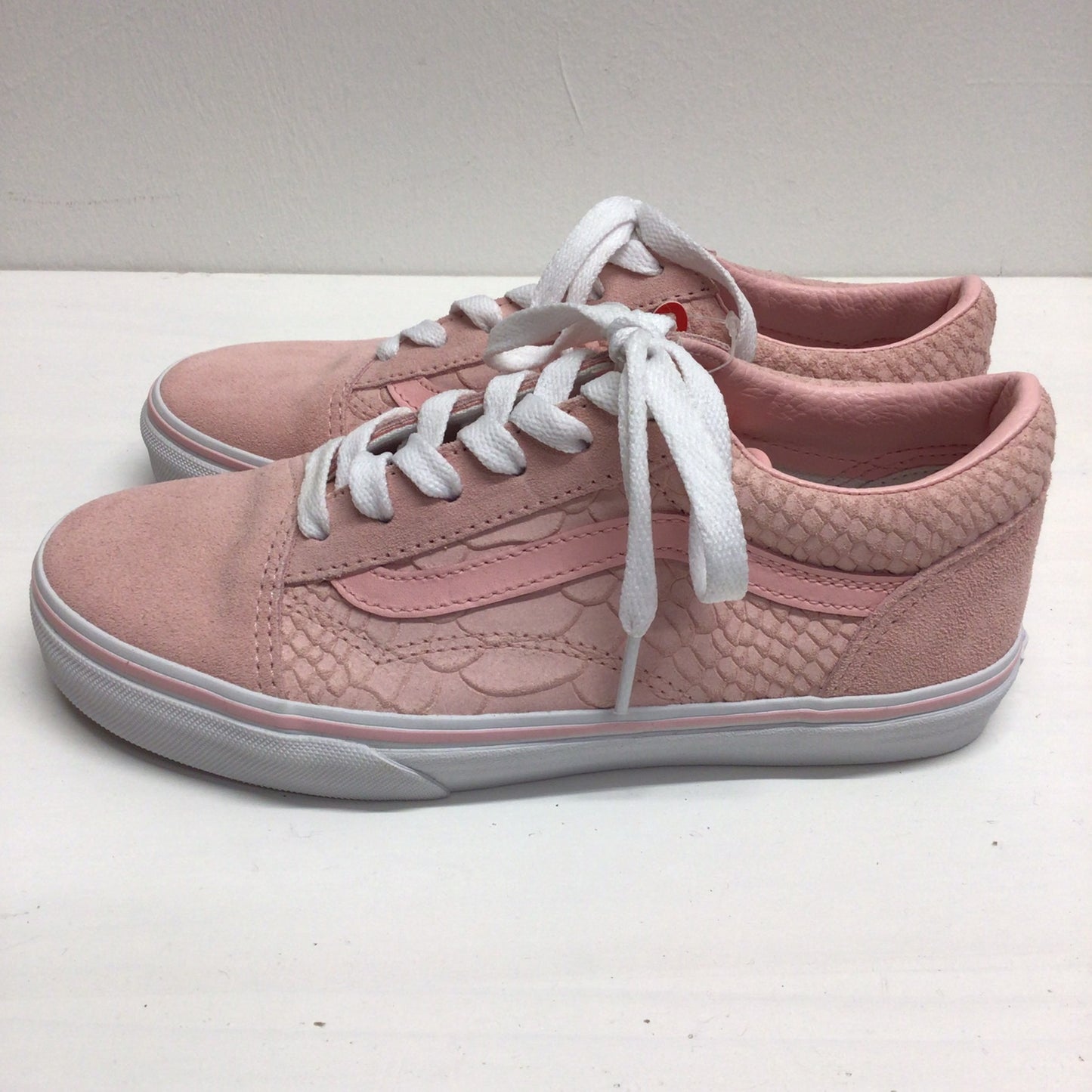 BNIB Vans Powder Pink Leather Old Skool Trainers Kids Size 3 UK