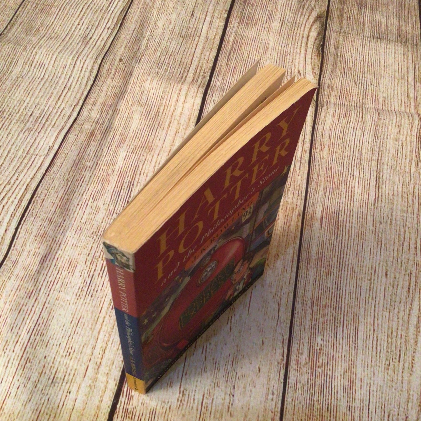 Harry Potter & the Philosopher's Stone by JK Rowling (1997, Paperback) 37th print