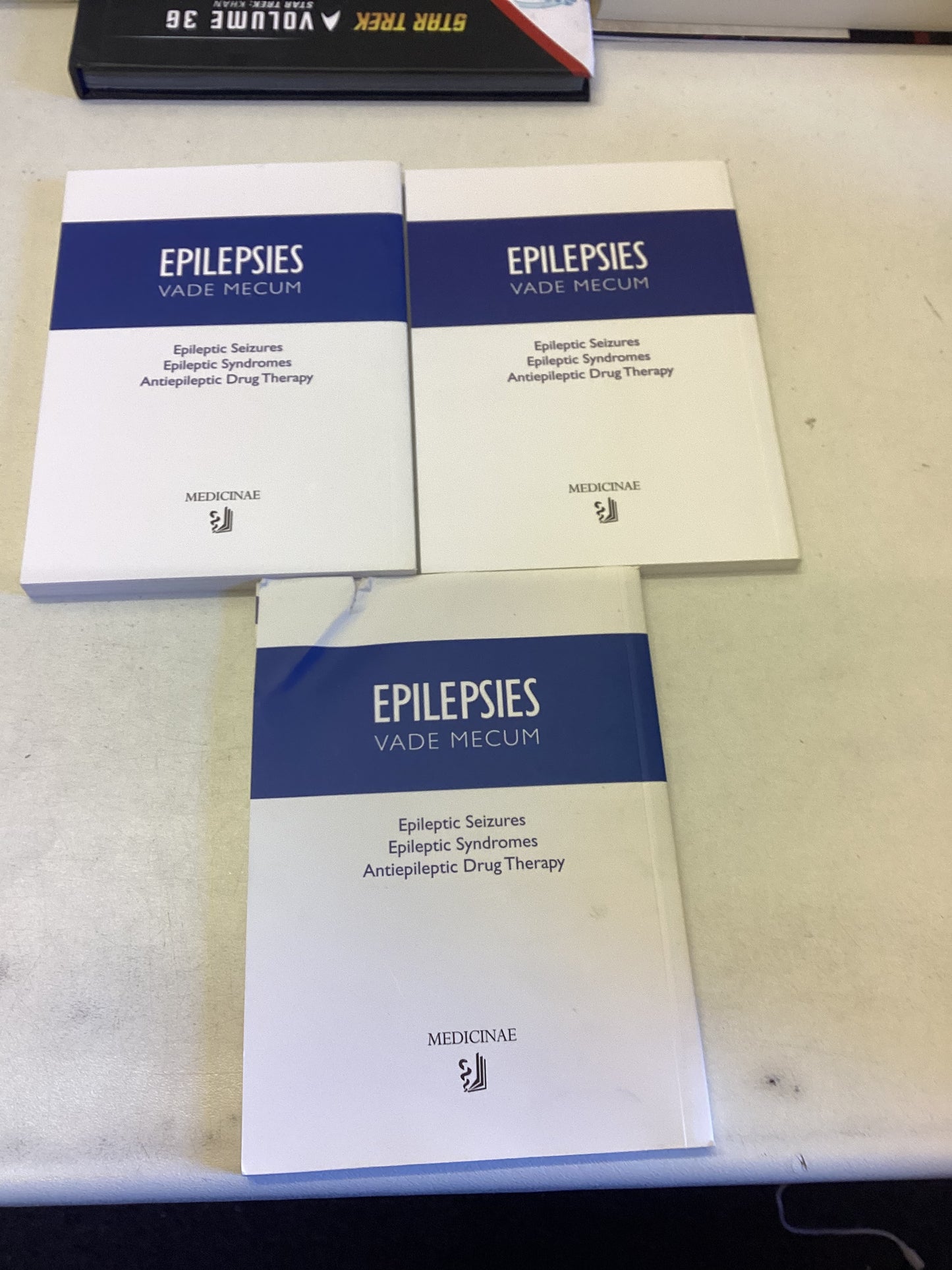 Epileptic Syndromes Epileptic Seizures Antiepileptic Drug Therapy Epilepsies Vade Mecum C P Panayiotopoulos