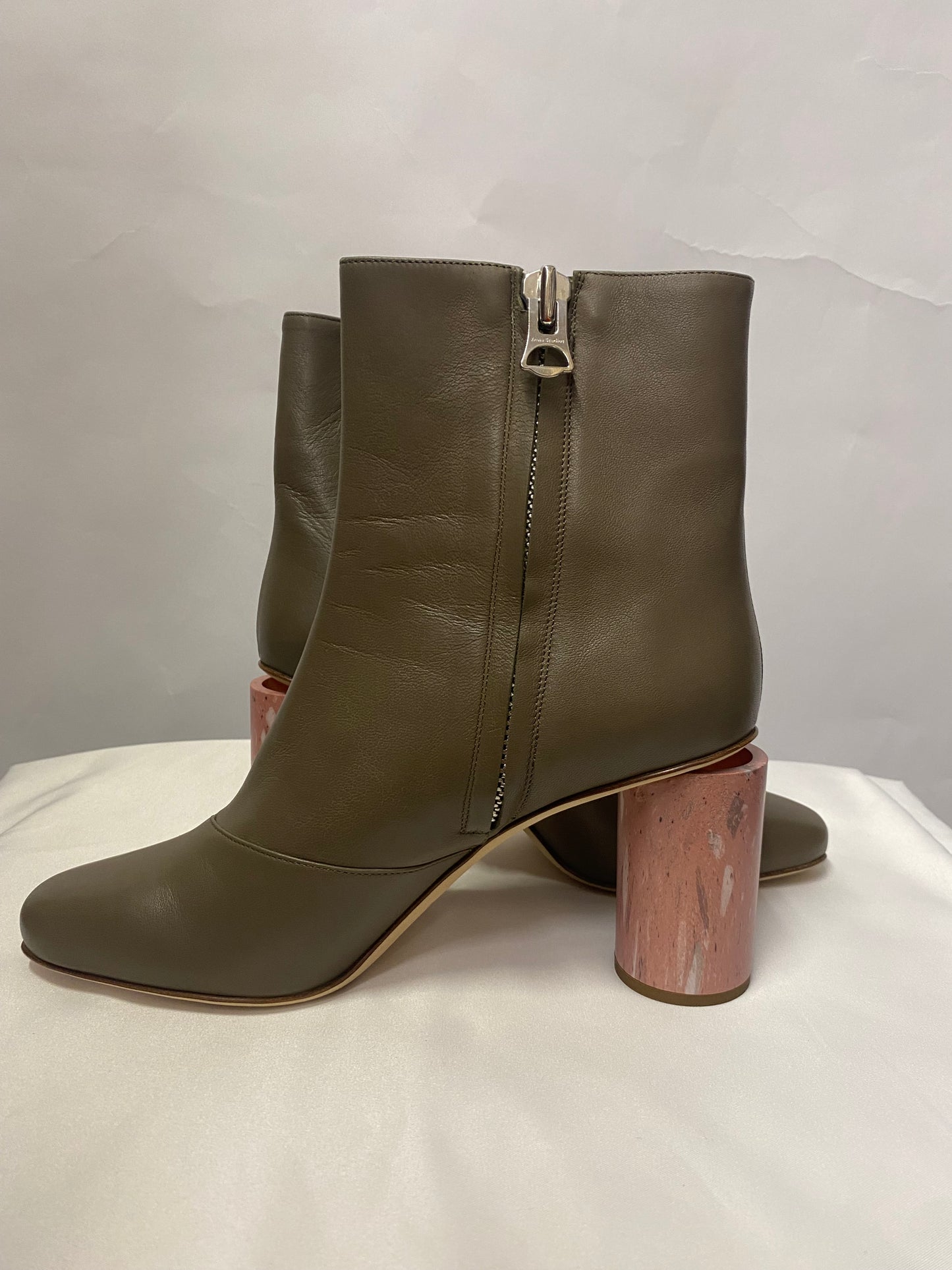 Acne Studios Chesnut and Pink Althea Heeled Boots 5/38 BNIB