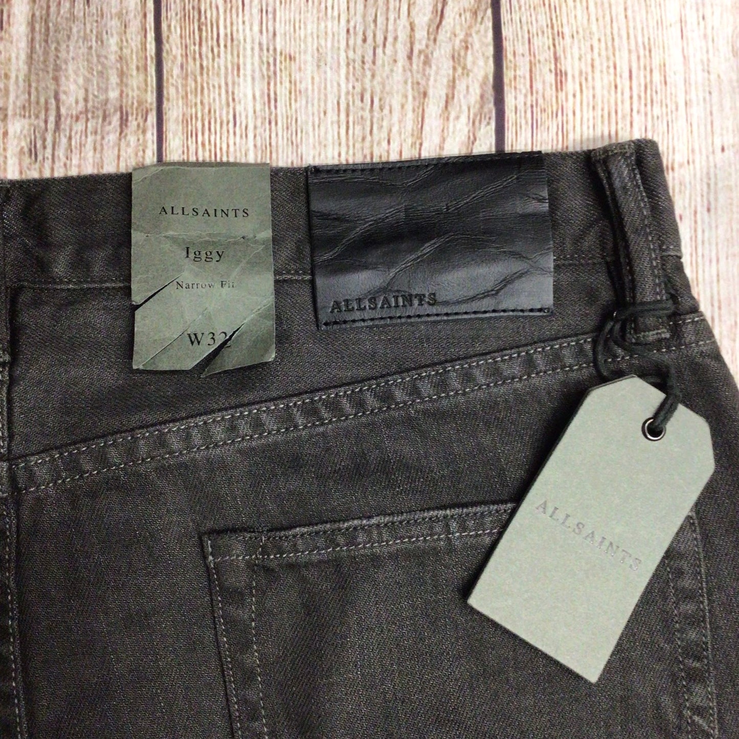 BNWT AllSaints Washed Black Cotton Setsu Iggy Fit Jeans Size W32 (on label)