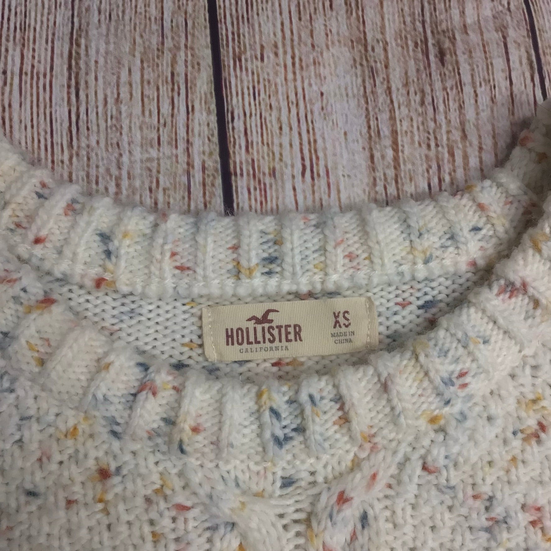 Hollister Cream Multi Speckled Cable Knit Wool Blend Jumper Size XS Shop for Shelter