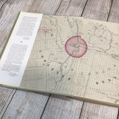 Ottawa: A Pictorial Record Recueil Iconographique 1807-1882 (1964)