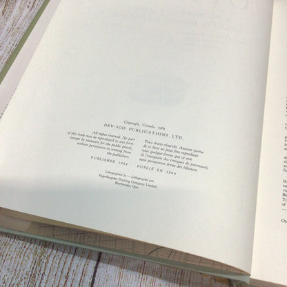 Ottawa: A Pictorial Record Recueil Iconographique 1807-1882 (1964)