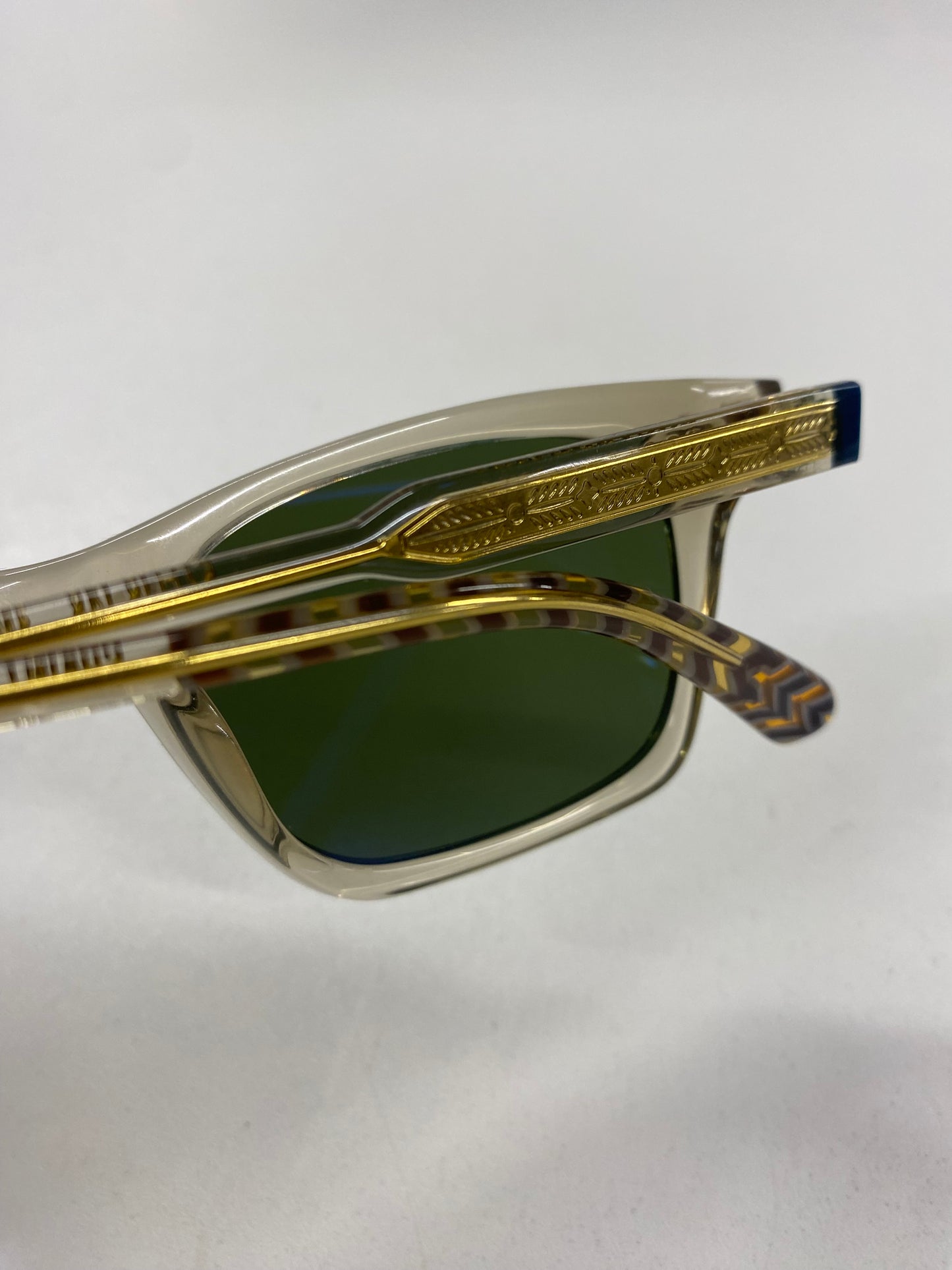 Etina Barcelona Bogarde Sun HVBL Polarised Sunglasses Gold Chevron