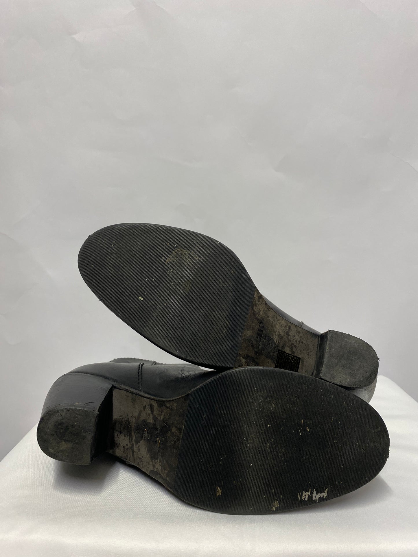 Acne Studios Black Ankle Cuban Heeled Boots 40