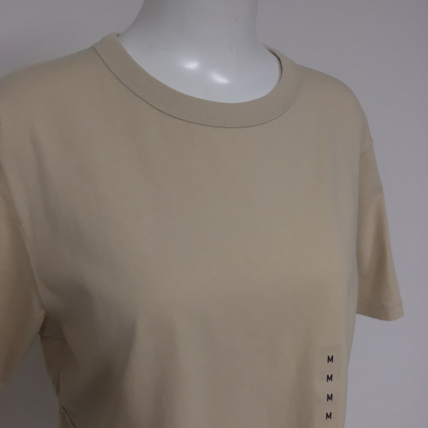 BNWT Uniqlo Natural Crew Neck T Shirt 100% Cotton Size M