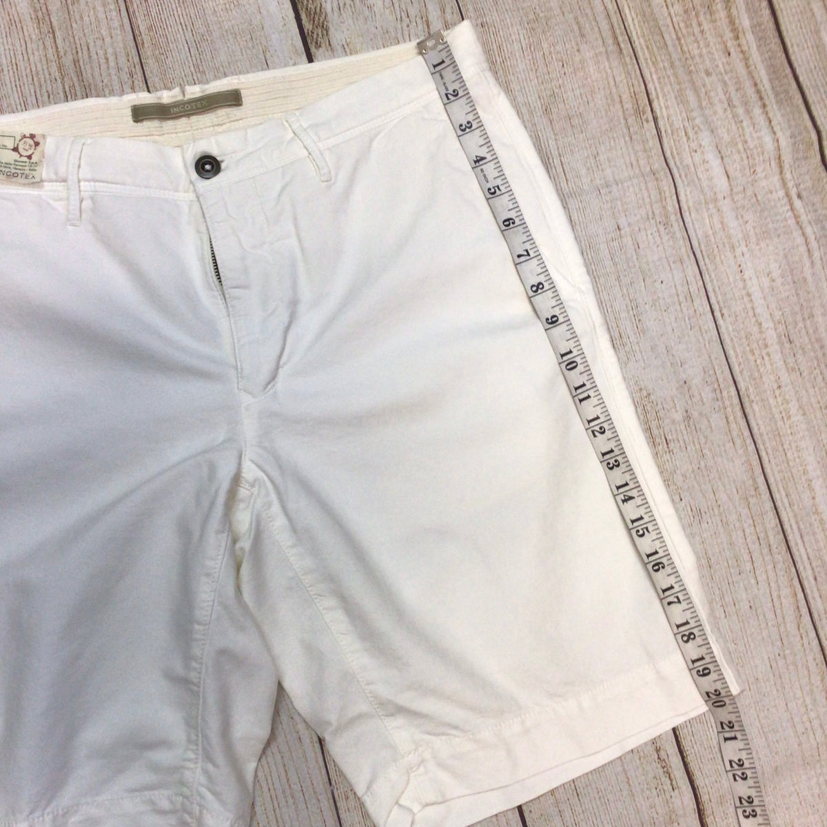 BNWT Incotex White Cream Classic Shorts Size 34