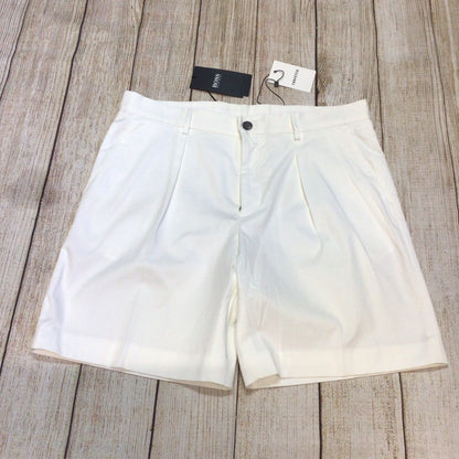 BNWT Hugo Boss White Shorts Size 34R