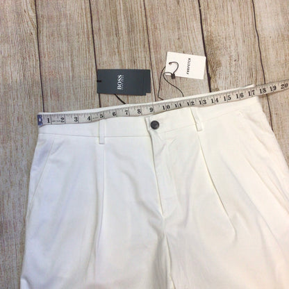 BNWT Hugo Boss White Shorts Size 34R