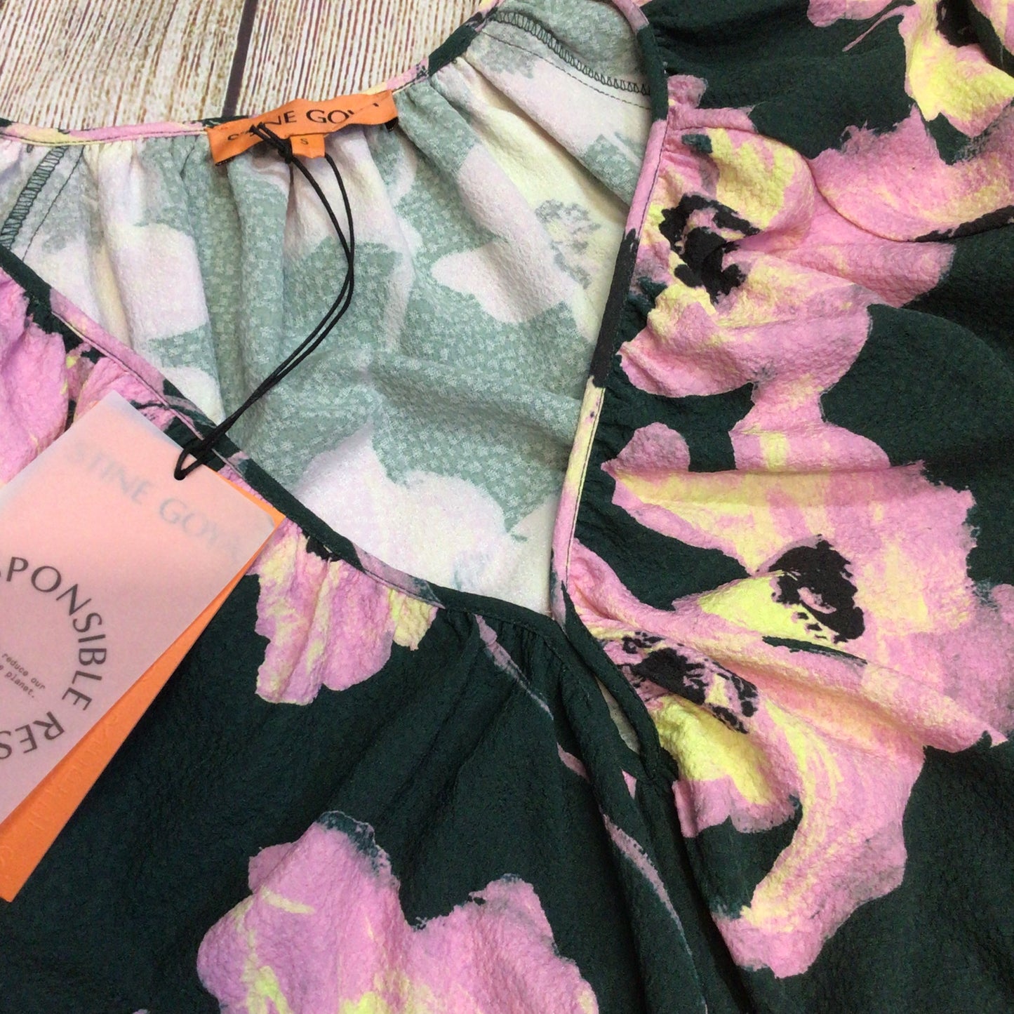 BNWT Stine Goya Heather Green Pink Filigree Flower Garden Dress Size S