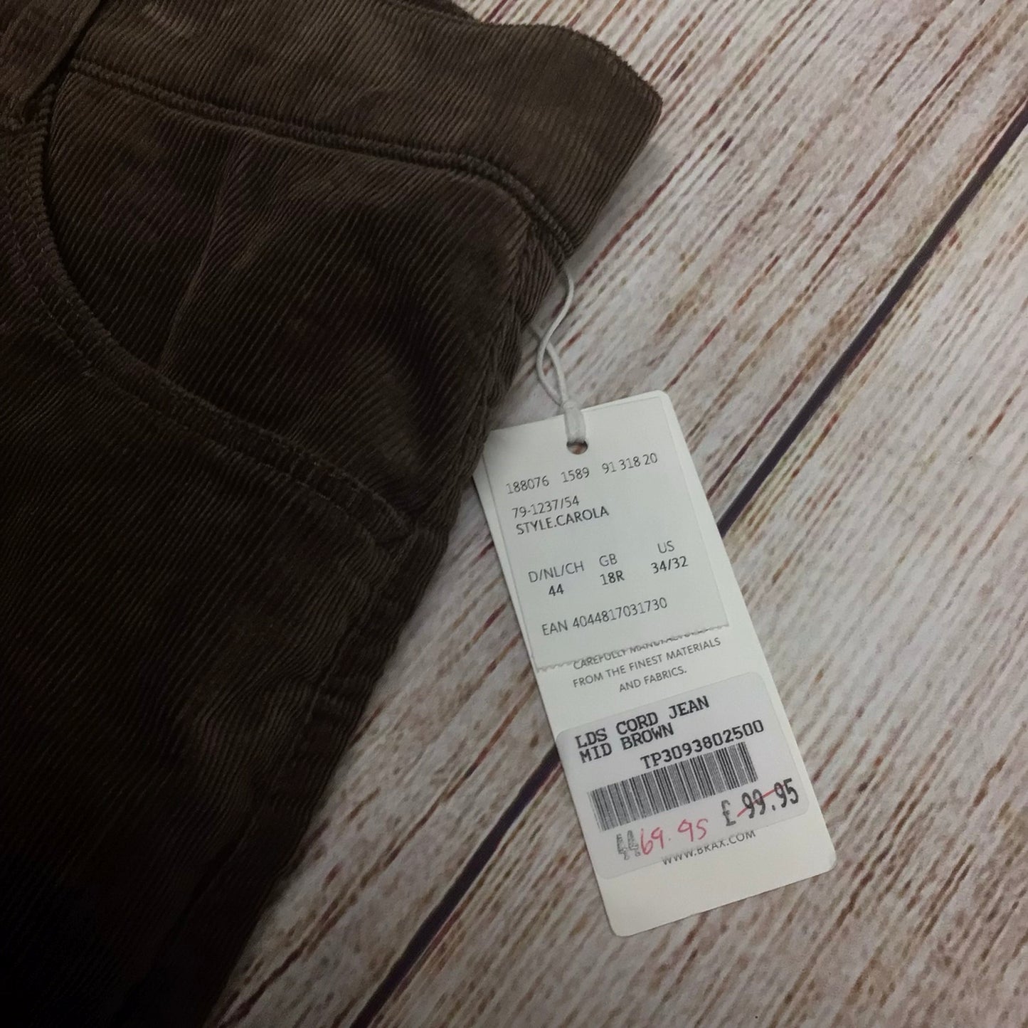 BNWT Brax Brown Style Carola Corduroy Jeans Size 18R