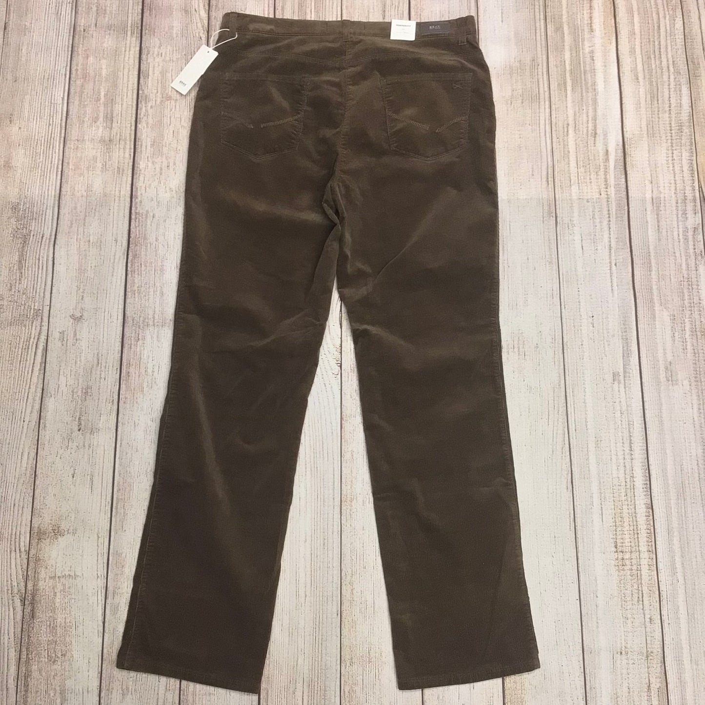 BNWT Brax Brown Style Carola Corduroy Jeans Size 18R