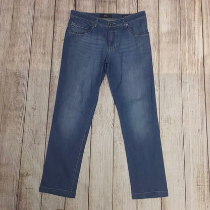 Brax Blue Cadiz Straight Leg Jeans Size W32 (approx)