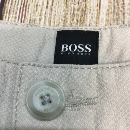 BNWT Hugo Boss Slice Natural Beige Shorts Size 34R