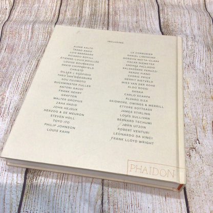 Drawing Architecture by Helen Thomas (Phaidon) 9781837291052