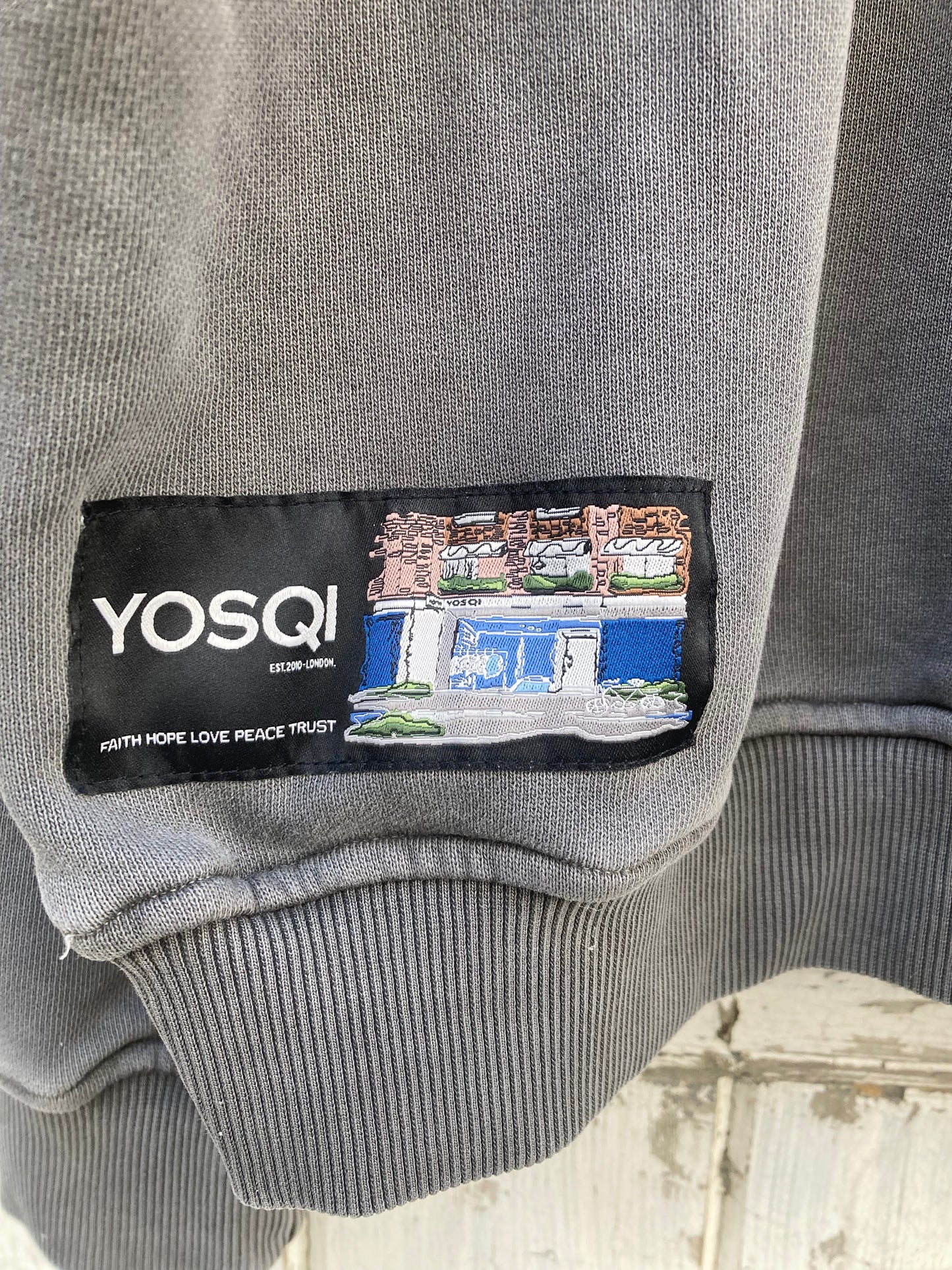 Yosqi London Grey Hoodie Size Large