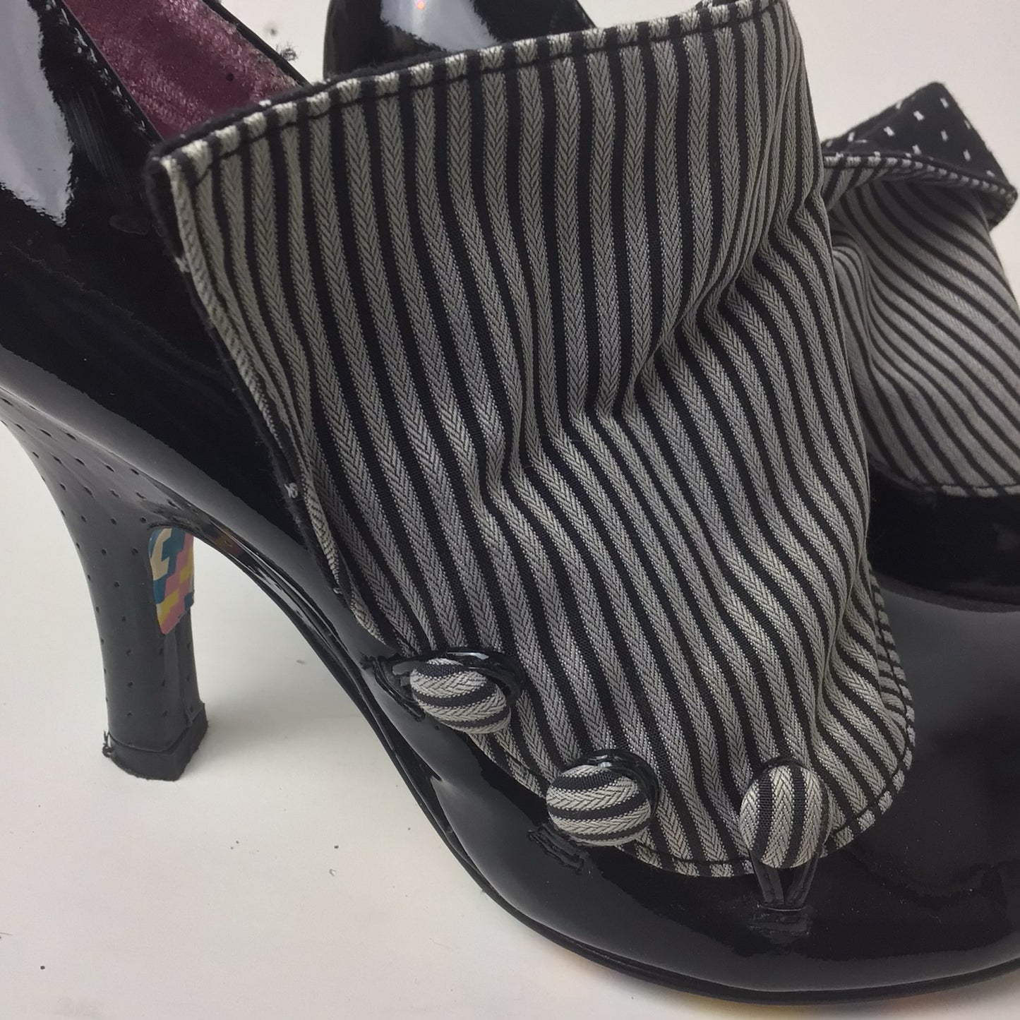 Irregular Choice Black Patent Leather Flick Flack Mutiny Heels Size 3 UK (36 EU)