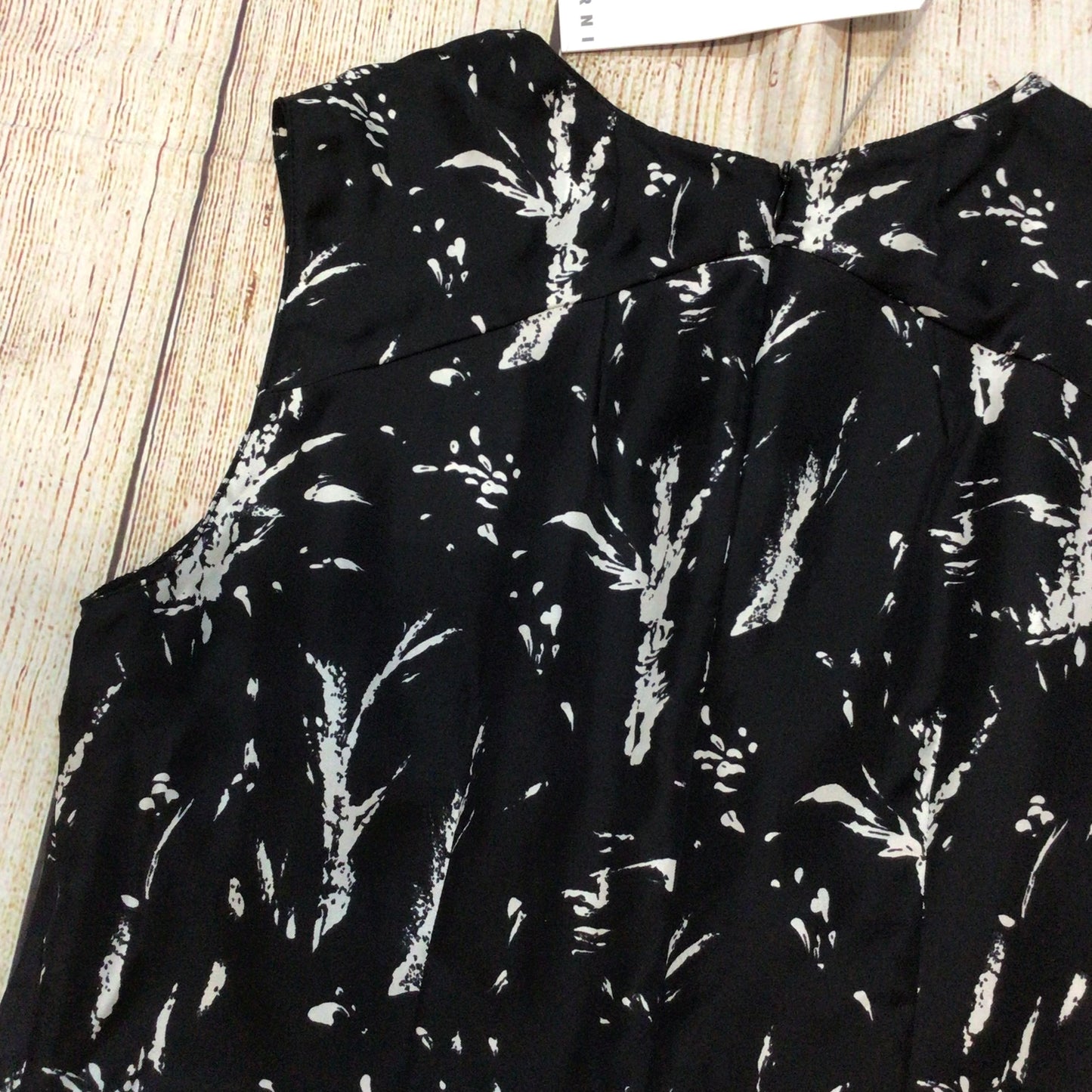 BNWT Marni Black & White Abstract Print 100% Silk Top Size 40 (on label)