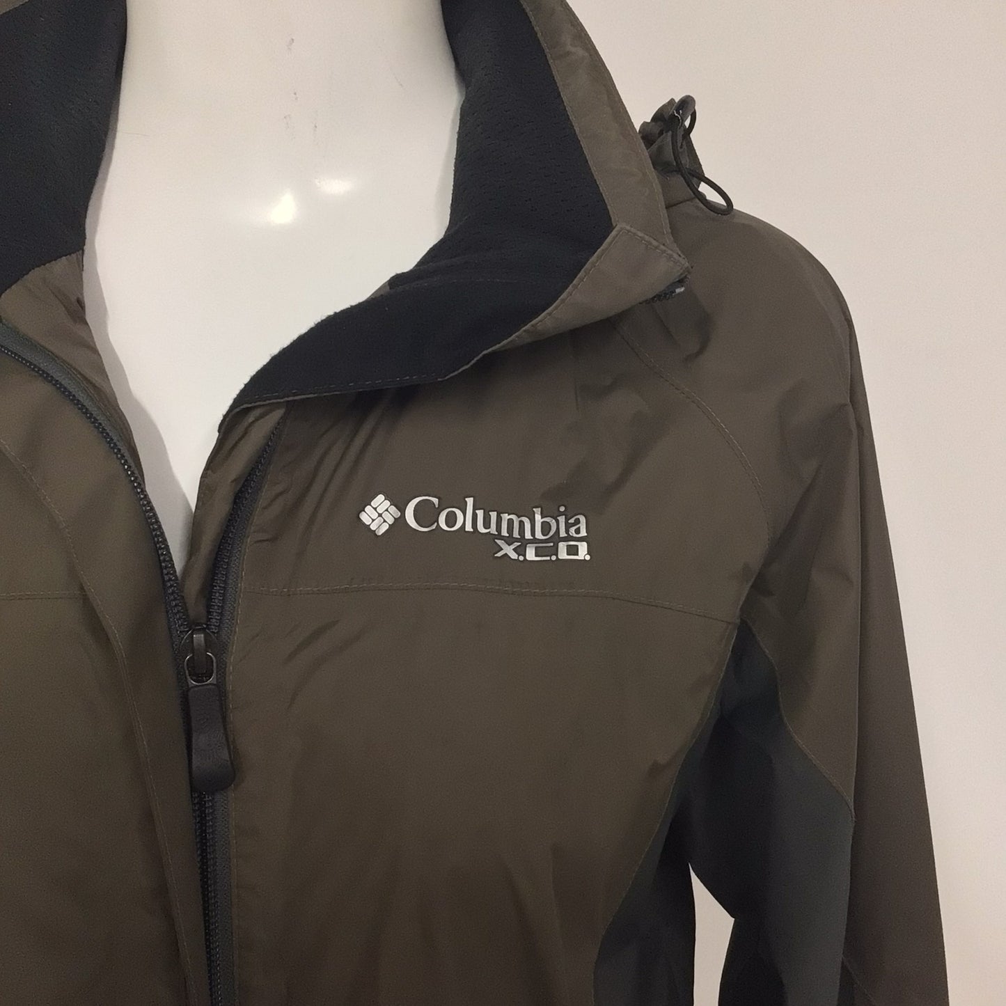 Columbia XCO Olive Brown Packable Rain Jacket Size S