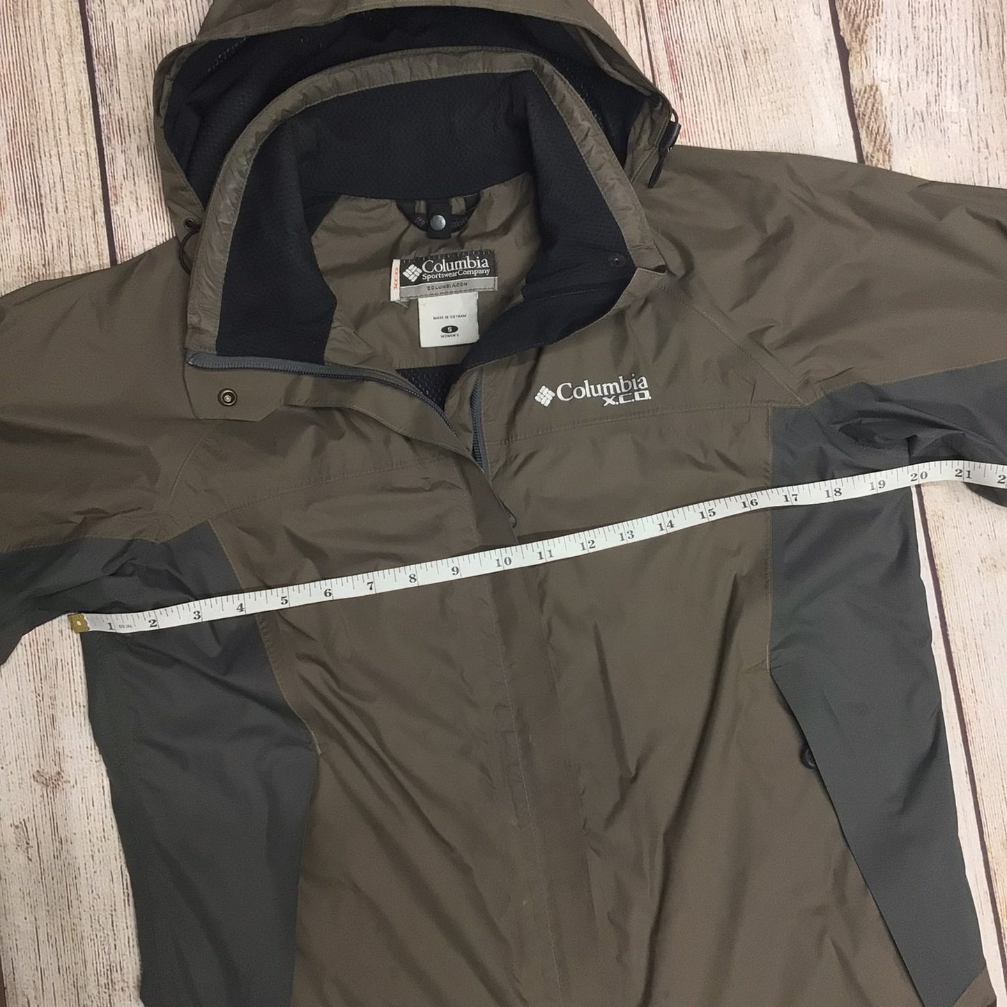 Columbia XCO Olive Brown Packable Rain Jacket Size S