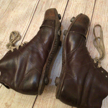Vintage 1940s Barbarian Brown Leather Football Boots w/Spare Laces