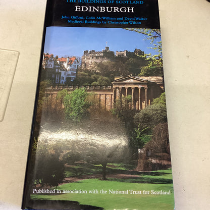 Edinburgh  the Buildings of Scotland Gifford, McWilliam and Walker Medieval Buildings by C Wilson
