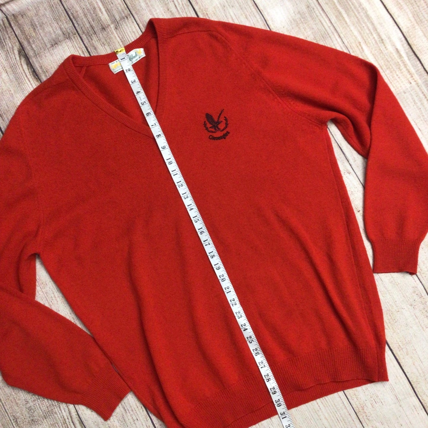 Lyle & Scott Gleneagles Red V Neck 100% Lambswool Jumper Size Ch 48" (approx.)