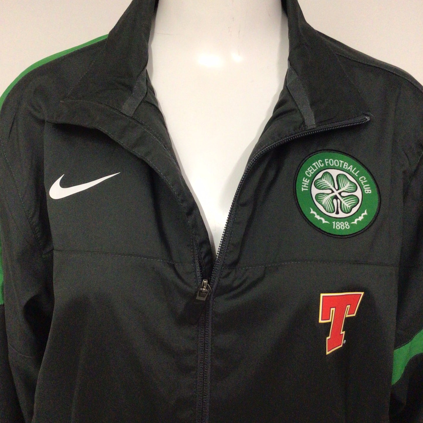 Nike Celtic FC Football Club Dark Green Full Zip Jacket Size M