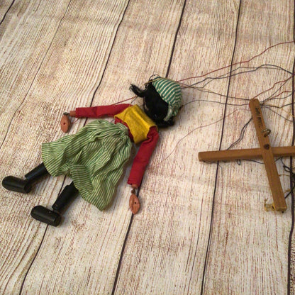 Pelham Puppets - 4x Puppets (incl. Green Witch)