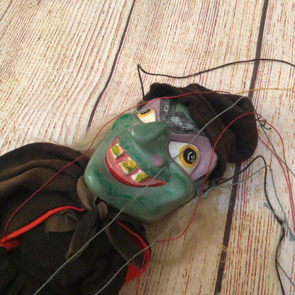Pelham Puppets - 4x Puppets (incl. Green Witch)