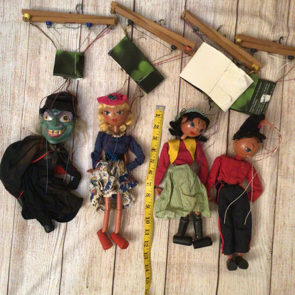 Pelham Puppets - 4x Puppets (incl. Green Witch)