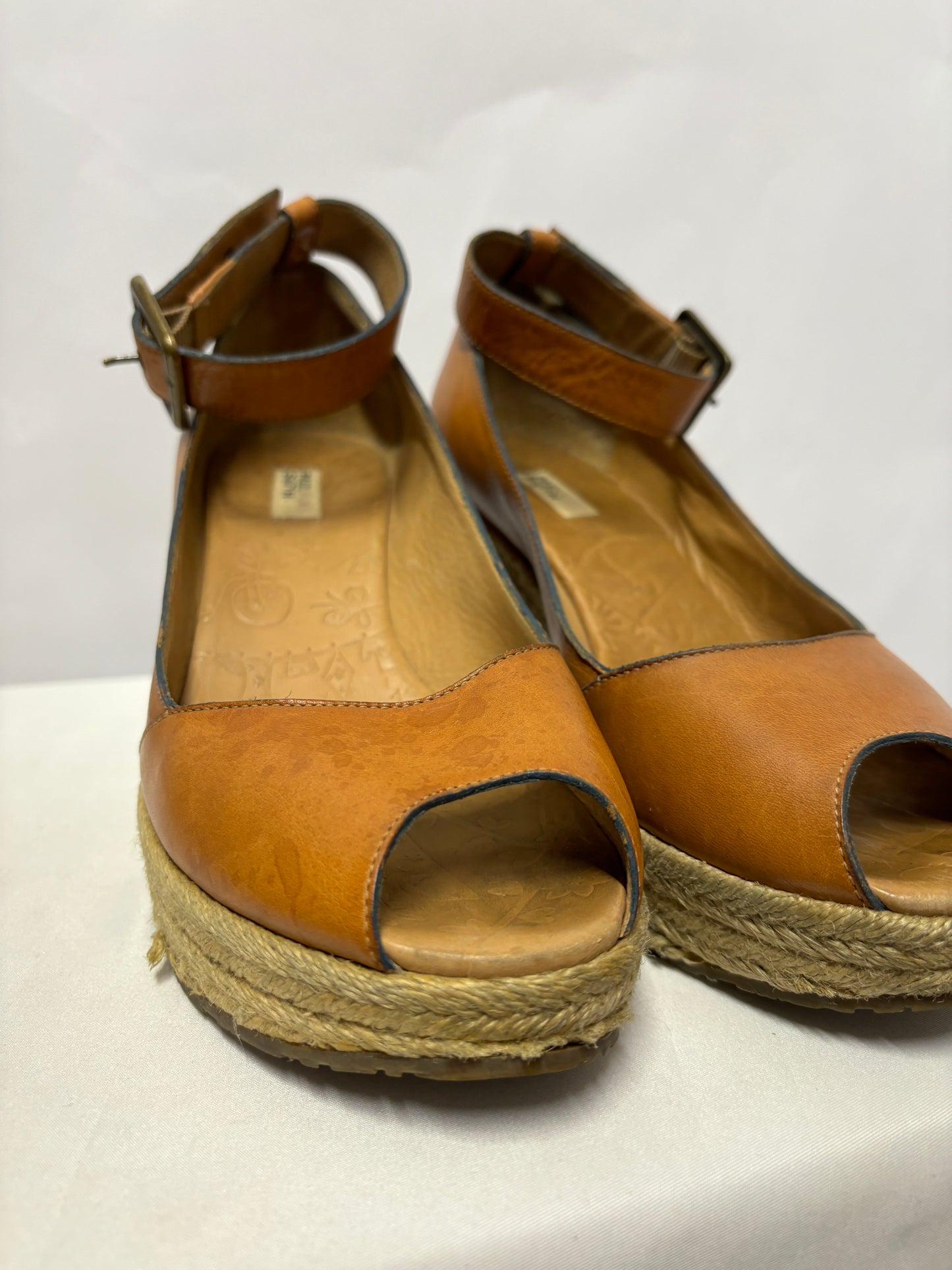 Paul Smith Tan Brown Leather Open Toe Wedge Heels 4