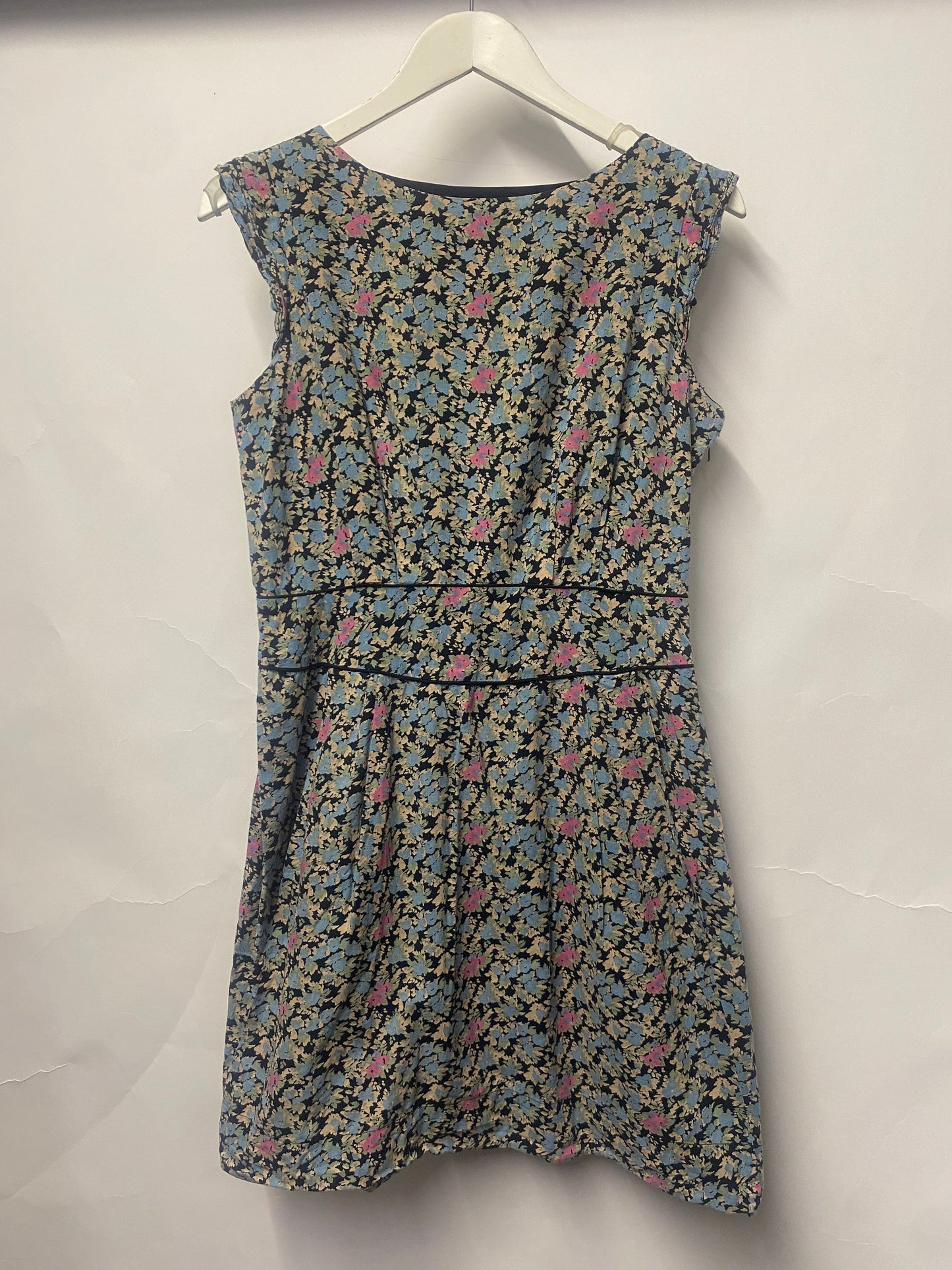 Emily and Fin Blue Floral Summer Dress Medium