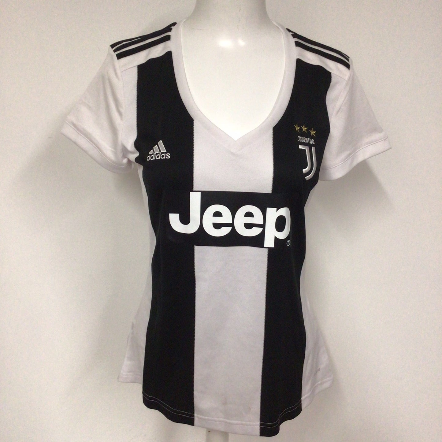 Adidas Juventus 2018/19 Home Black & White V Neck Top Size M (12-14)