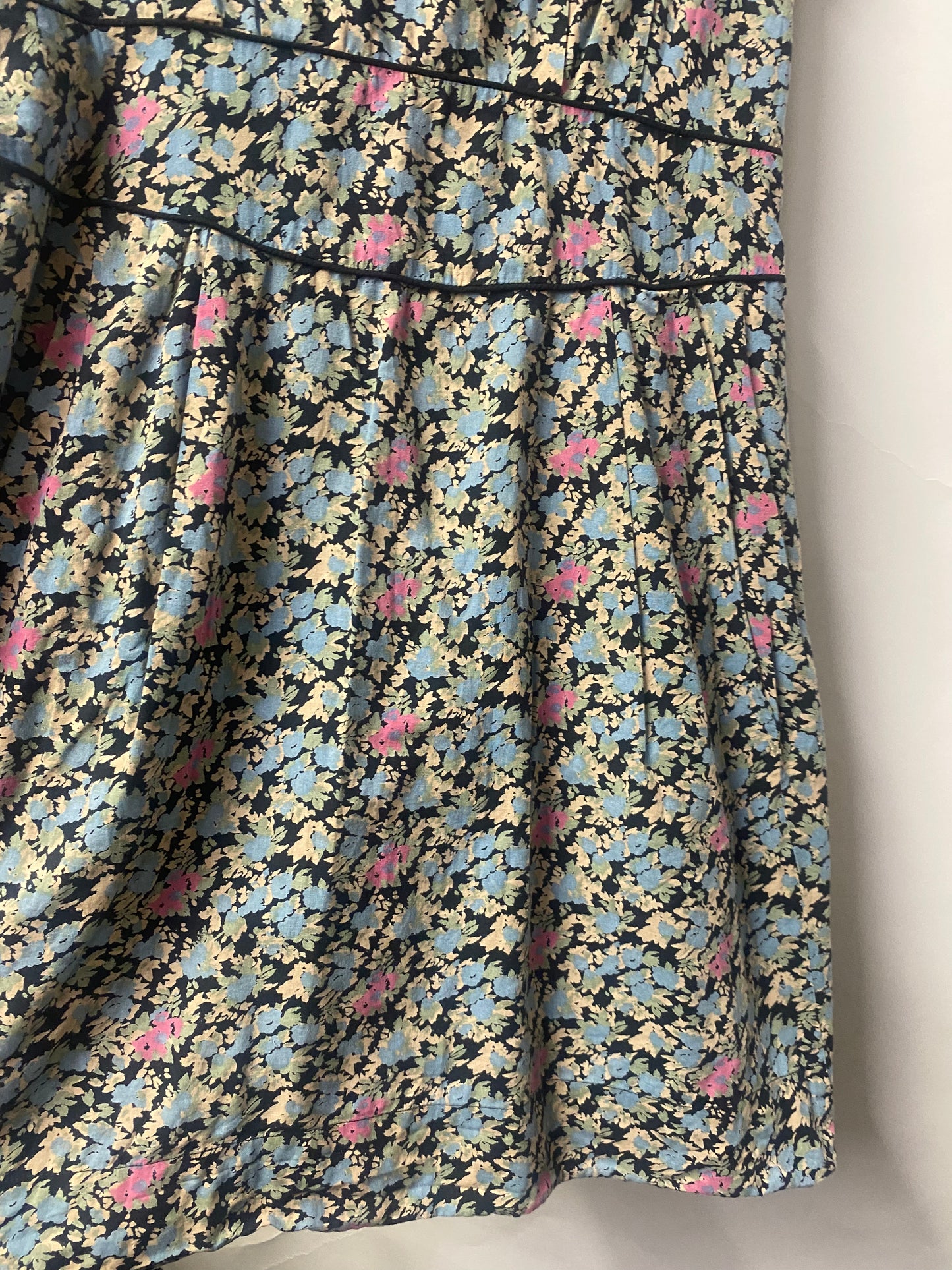 Emily and Fin Blue Floral Summer Dress Medium