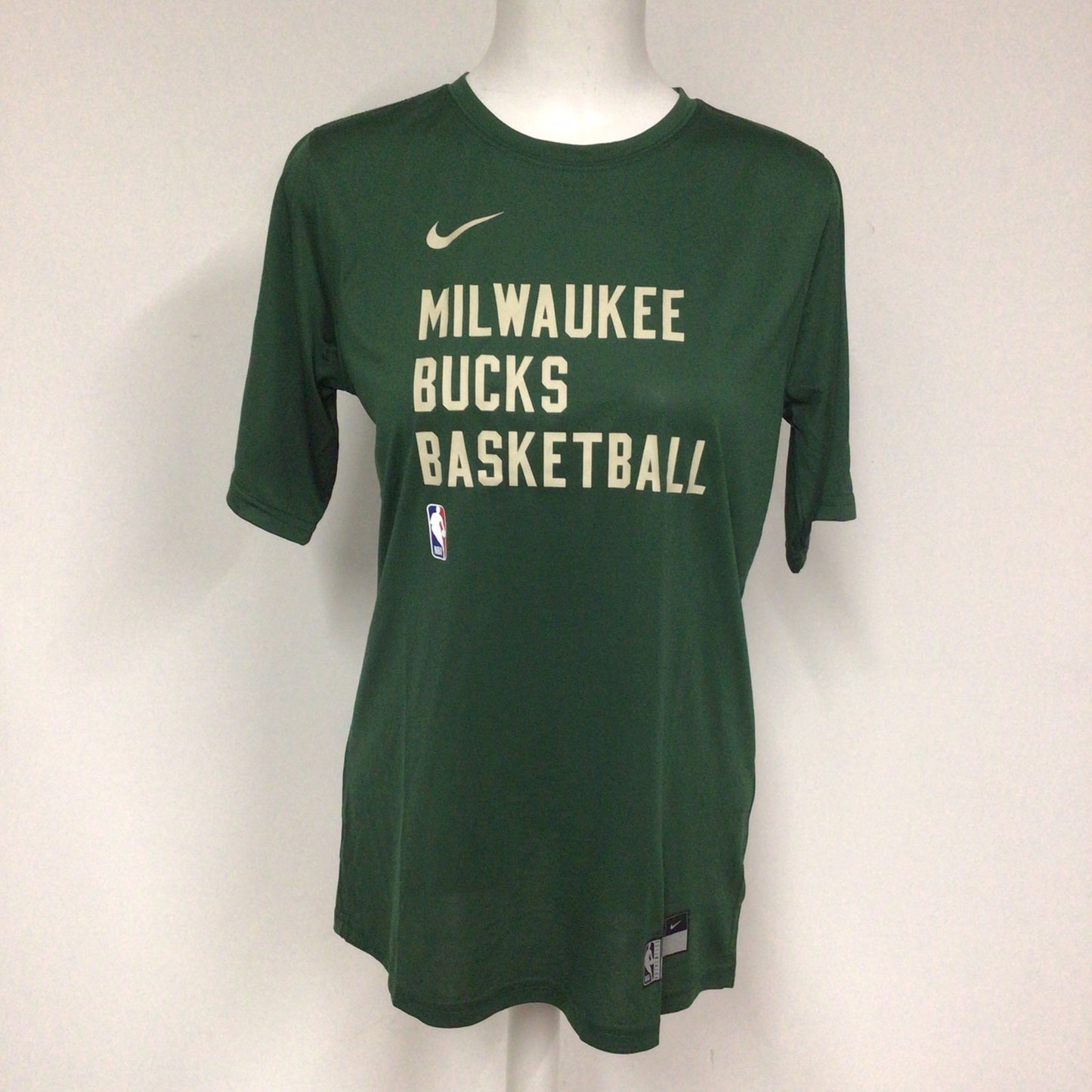 BNWT Nike Green Milwaukee Bucks Basketball Practice T-Shirt Size XL