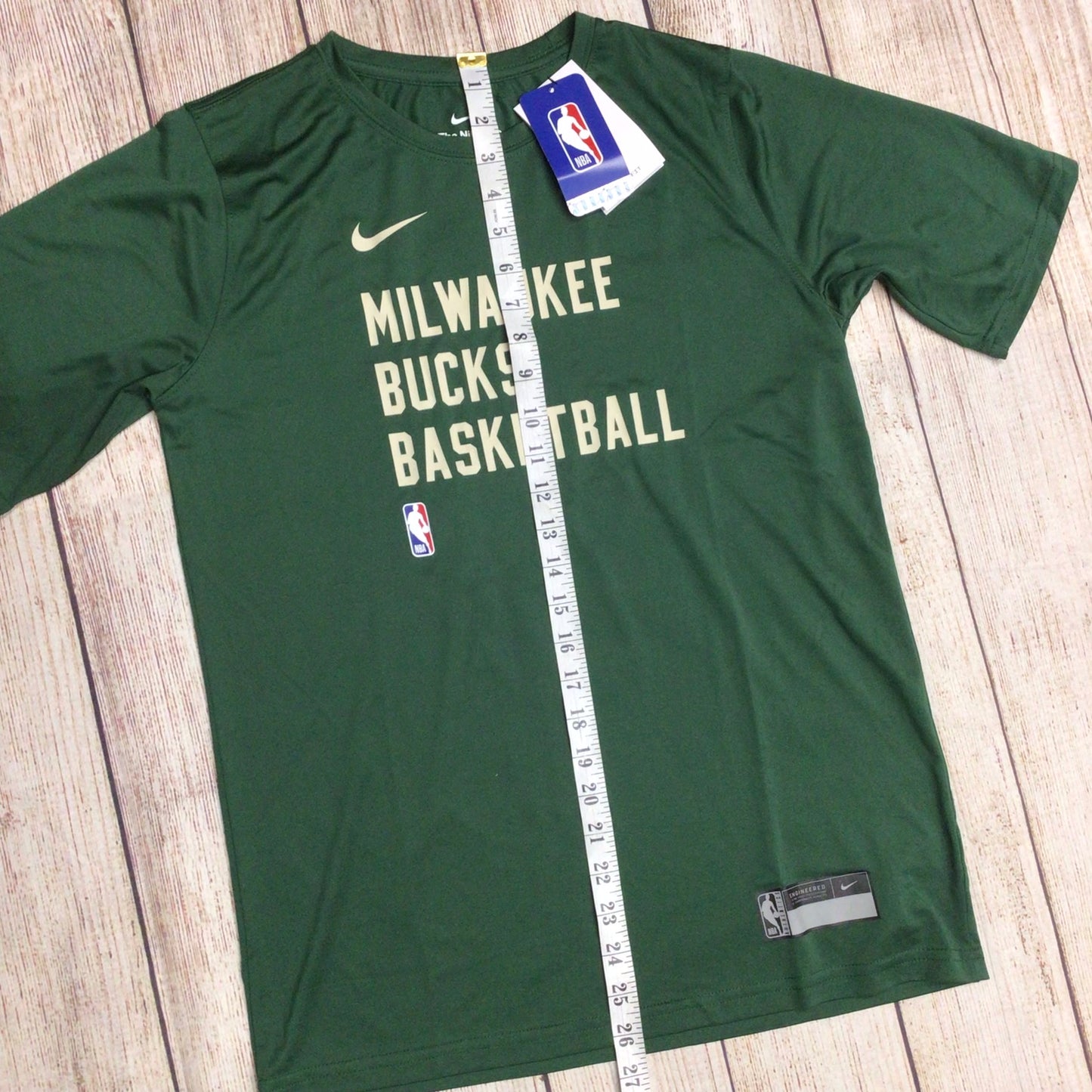 BNWT Nike Green Milwaukee Bucks Basketball Practice T-Shirt Size XL