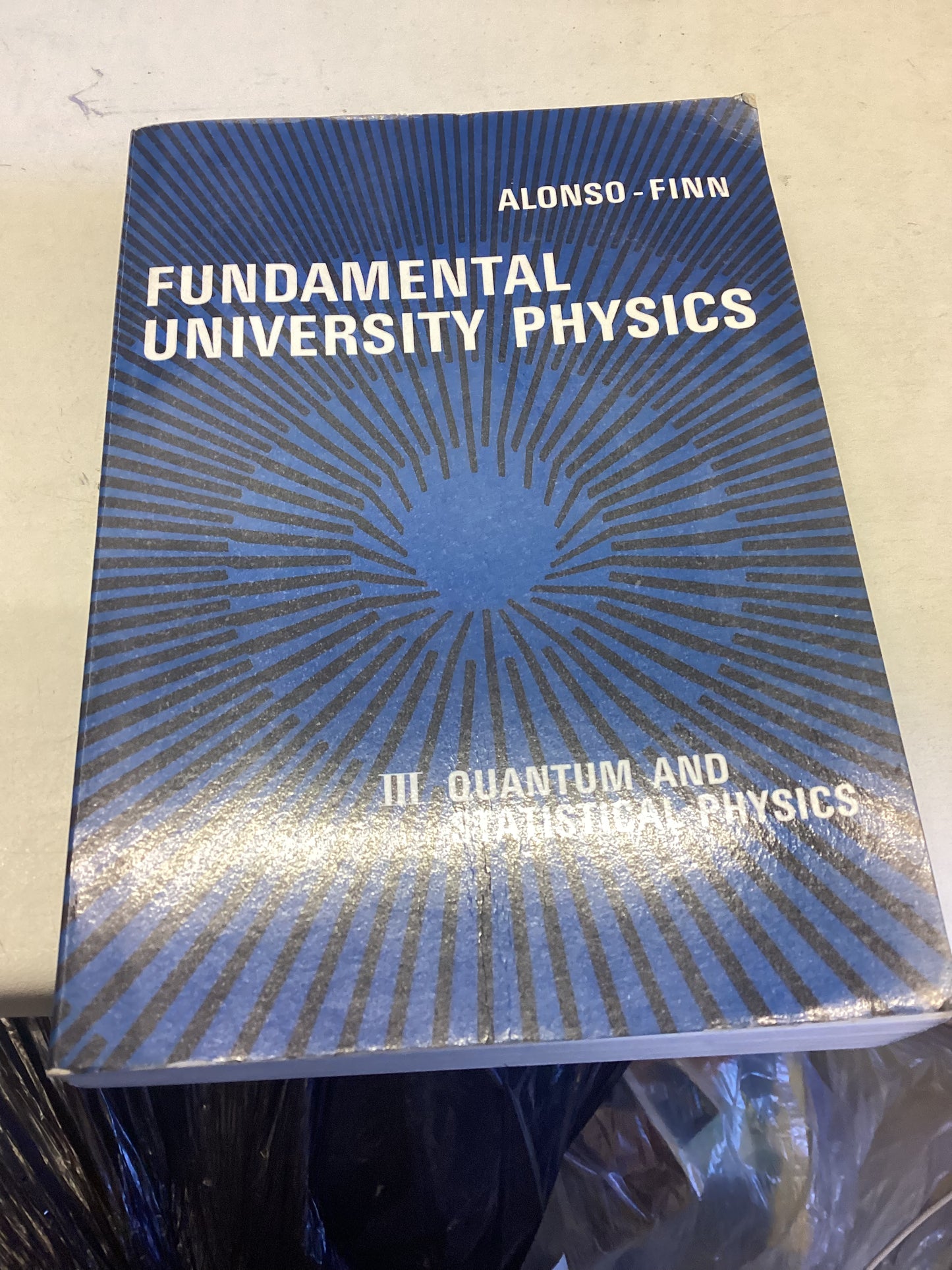 Fundamental University Physics 111 Quantum and Statistical Physics Alonso - Finn